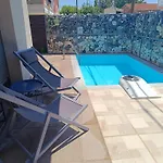 Apartament Magnolia With Pool